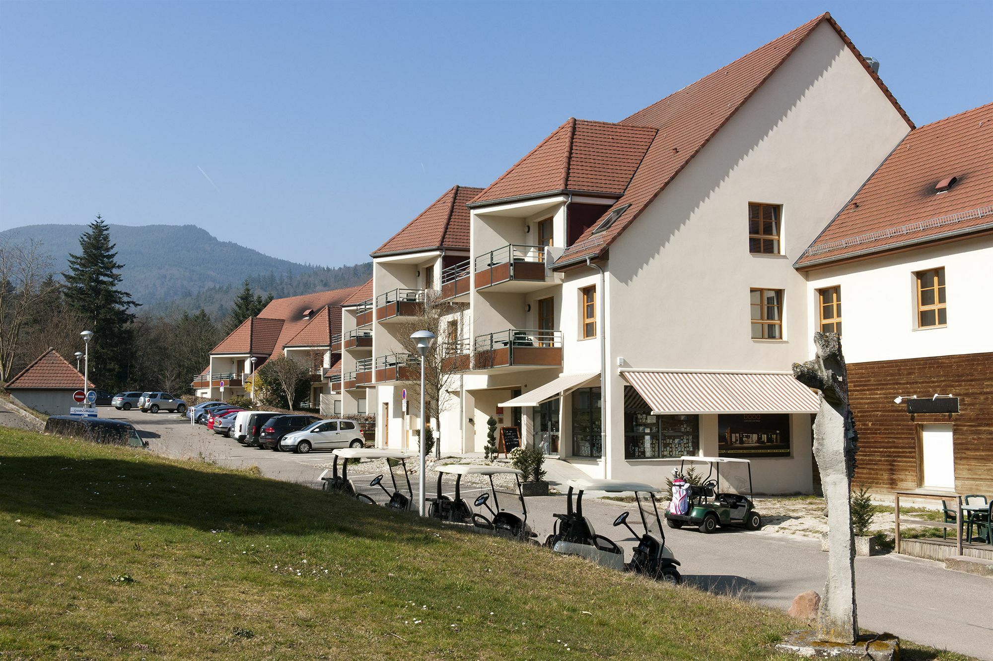 Aparthotel Goelia Le Domaine Du Golf Ammerschwihr Exteriér fotografie